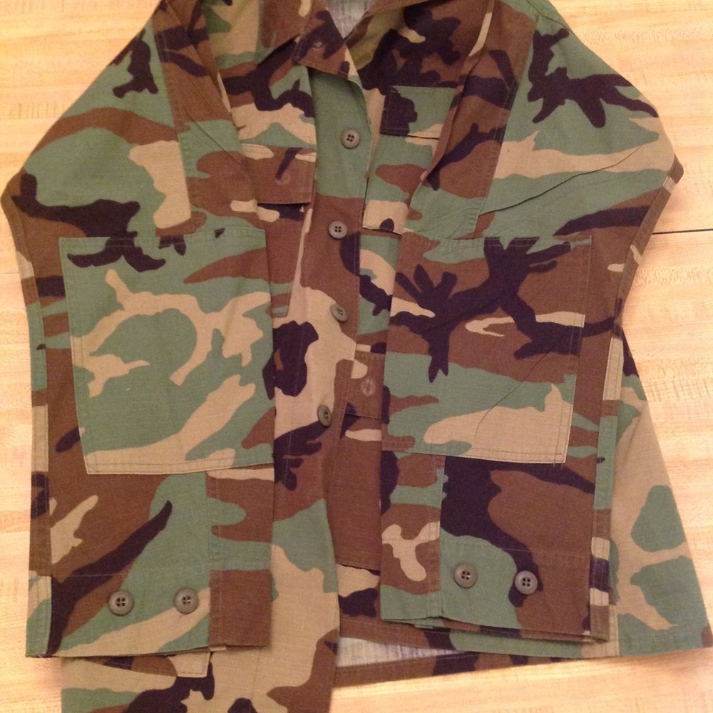 AUTHENTIC ARMY jacket. Size medium - long